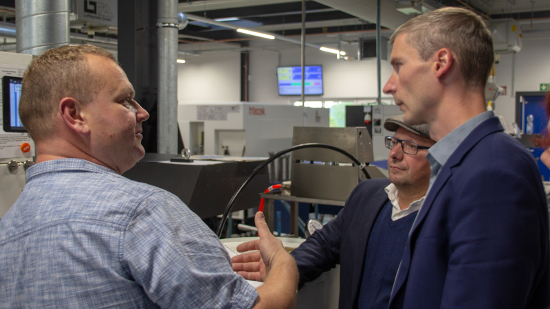 04 Rundgang durch die Produktion