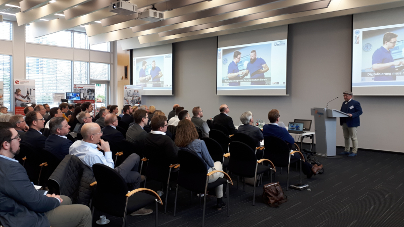 03 Dr Reimund Meffert referiert ber die Plattform NOAH 