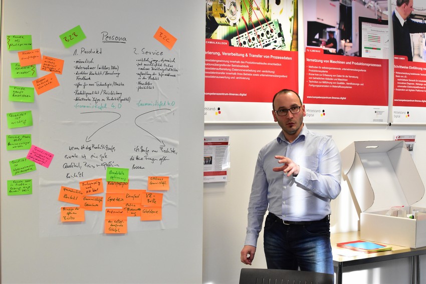 22 Vorstellen des Prototypen vor den anderen Teams