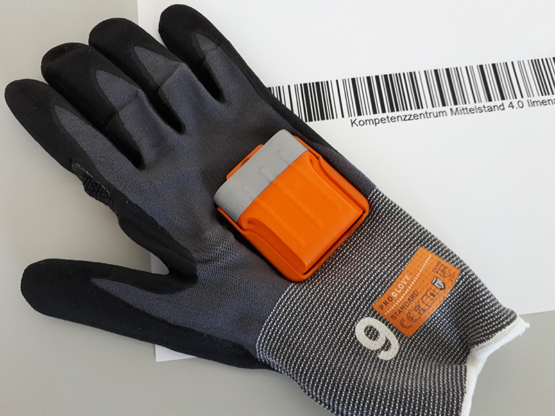 20190422 Handschuh mit integriertem Barcodeleser