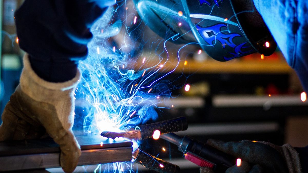 Schweißer bei der Arbeit