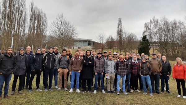 Die Technikerklasse der Jakob-Preh-Schule zu Besuch auf dem Campus der TU Ilmenau (© Mittelstand 4.0-Kompetenzzentrum Ilmenau)