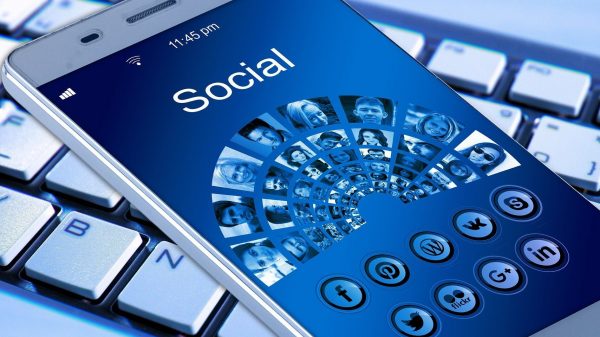 Soziale Medien