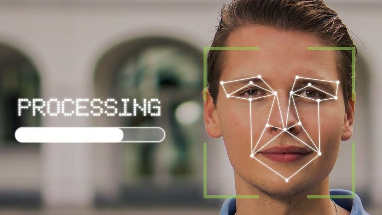 Ein Gesicht wird von KI erkannt