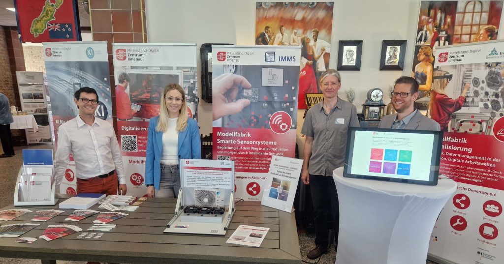 Team des Mittelstand-Digital Zentrum Ilmenau an ihrem Stand