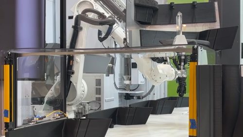 Robotergestützte Granulat-Extrusion