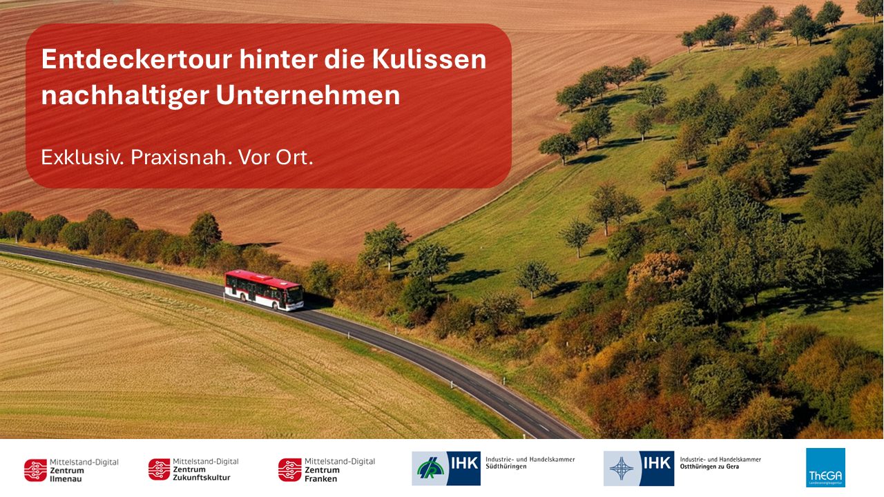 Das Bild zeigt eine Landschaft mit Wiesen, Bäumen und einer Straße, auf der ein Bus fährt. Dies soll symbolisieren, dass es sich bei der Veranstaltung um eine Reihe handelt. Textfelder enthalten den Titel der Veranstaltung sowie das Datum und den Ort. Am unteren Bildrand sind die Logos der beteiligten Partner zu sehen.